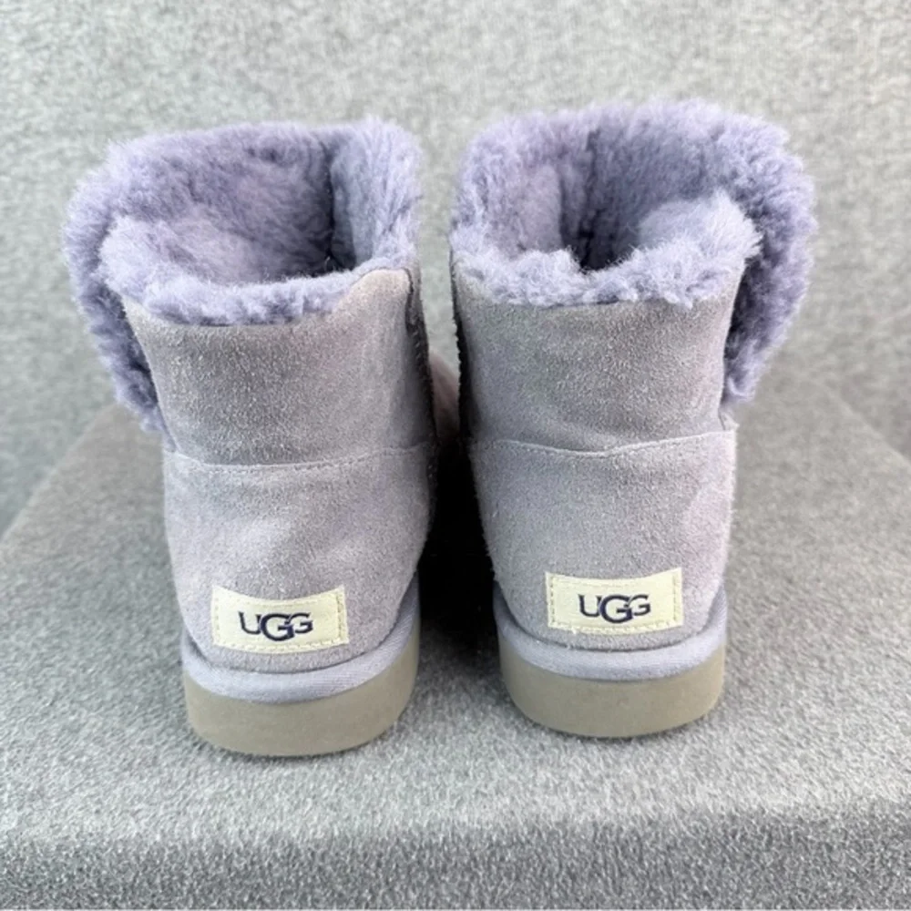 UGG Lavender Haze Metal Snap Short Suede Boots‎ Size 7 Rare